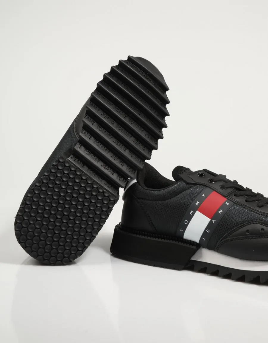  baskets TOMMY HILFIGER Tommy Jeans Mens Track Cleat en Noir 79931