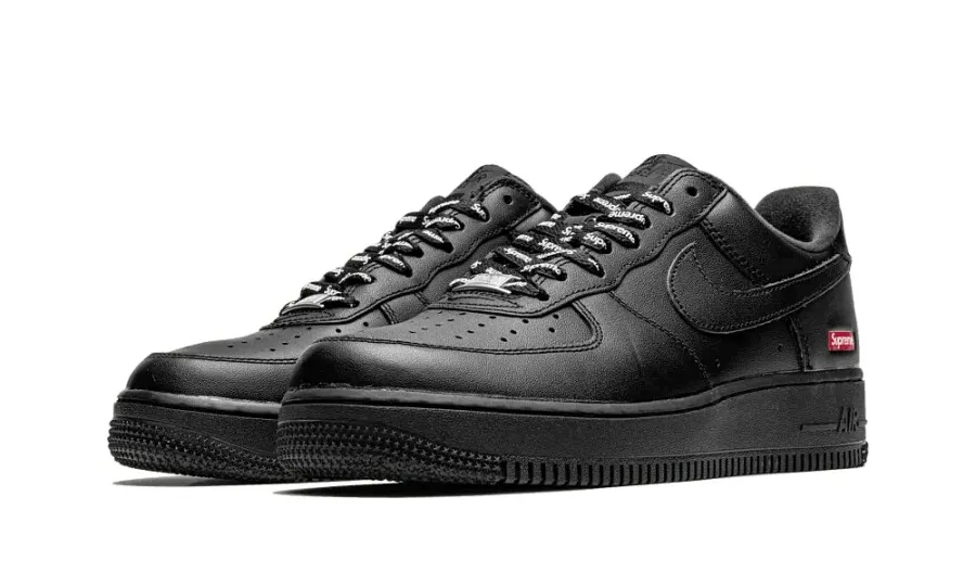 Nike Air Force 1 Low Supreme Black