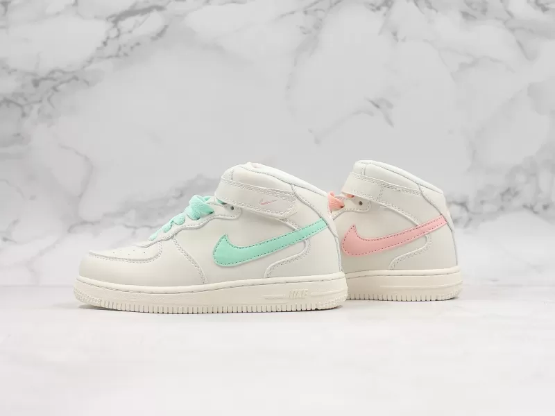 Nike Air Force 1 Mid Modelo 123