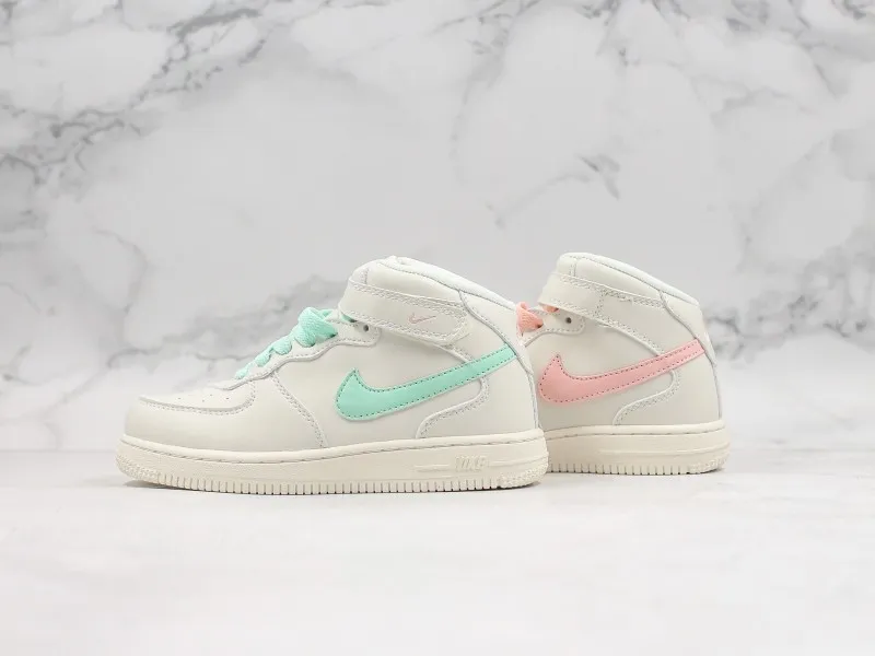 Nike Air Force 1 Mid Modelo 123