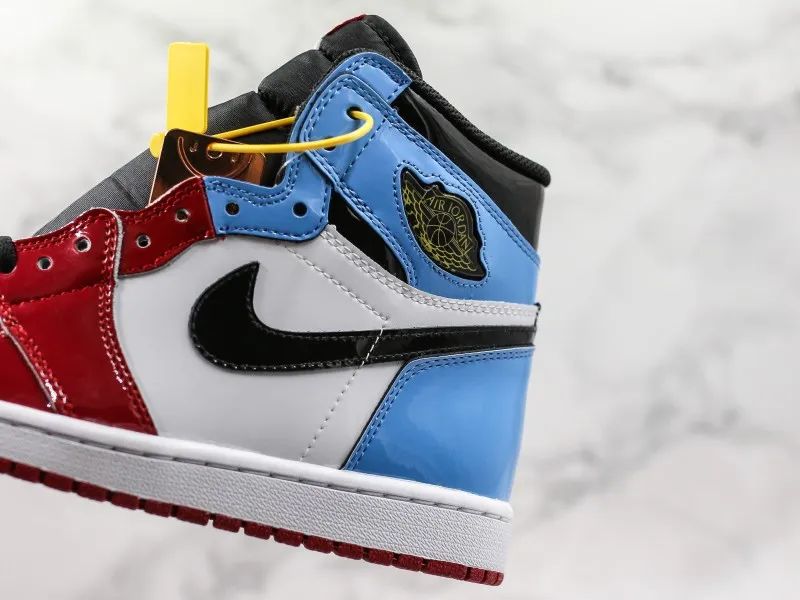 Nike Air Jordan 1 Fearless Lupin Modelo 103