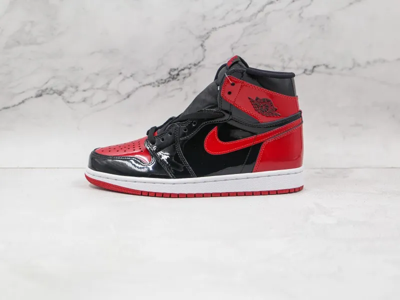 Nike Air Jordan 1 High “Bred Patent” Modelo 208H