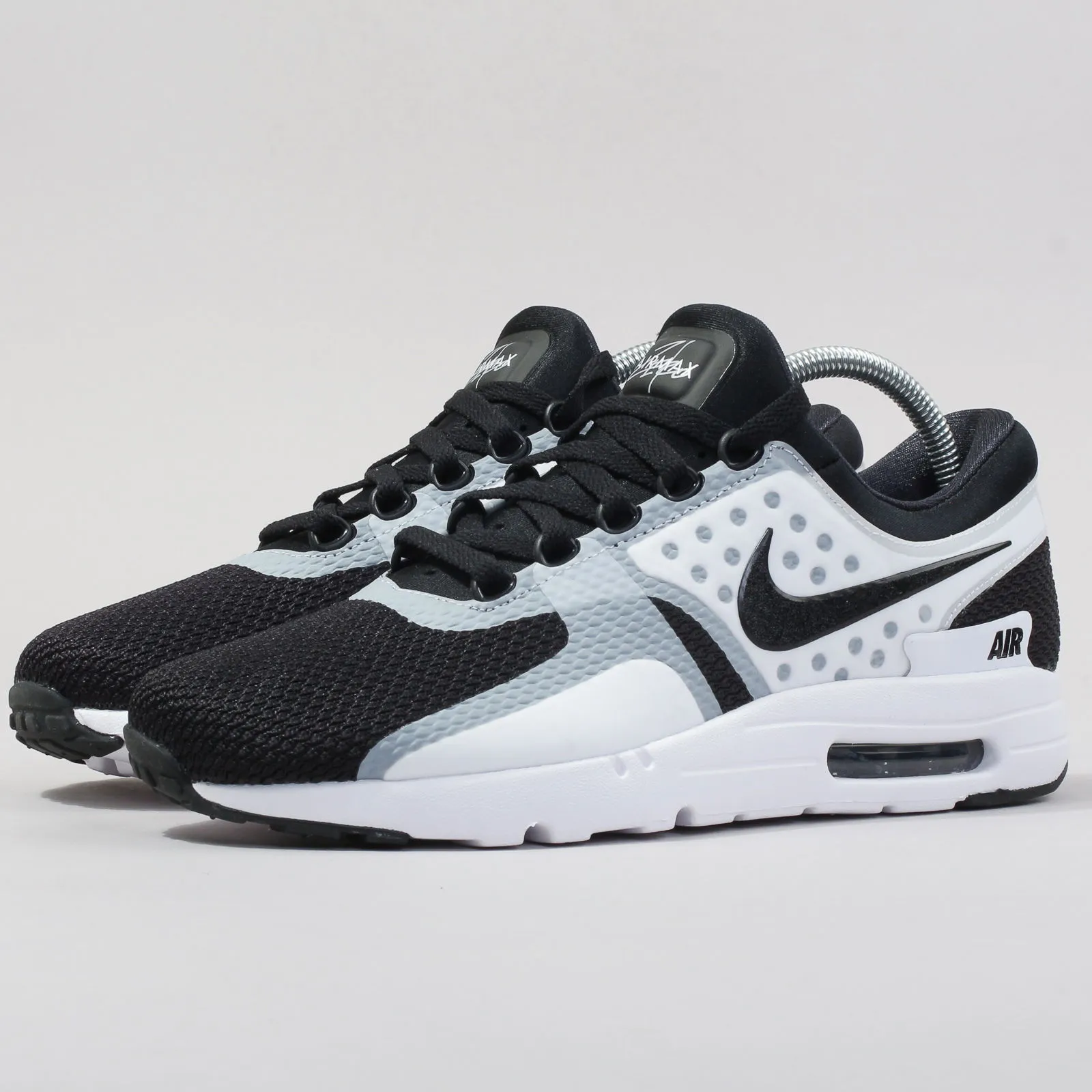 Nike Air Max Zero Essential