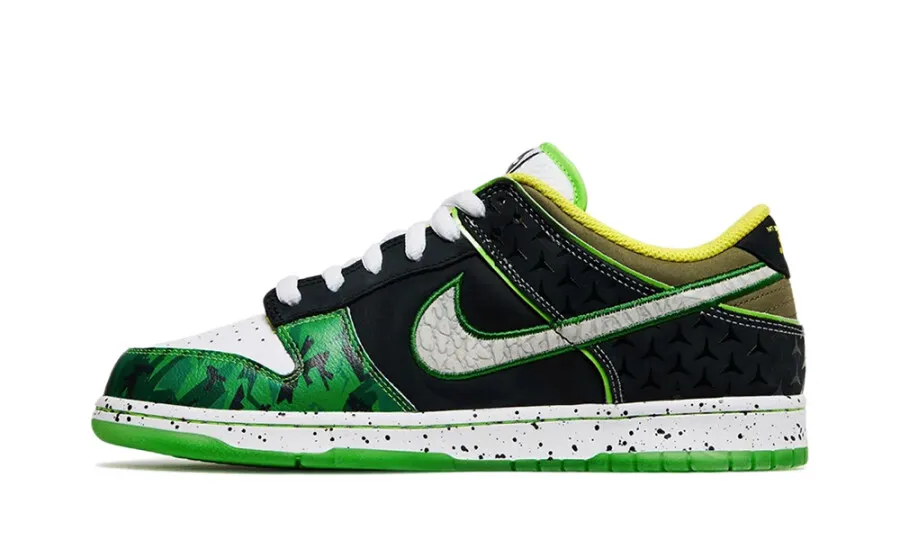 Nike Dunk Low 'What the Duck Away University of Oregon PE'