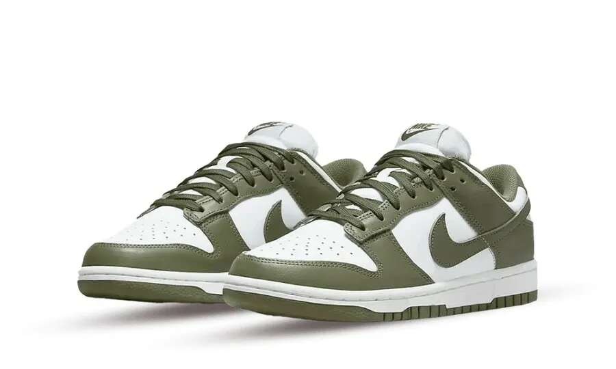 Nike Dunk Low Medium Olive (W)