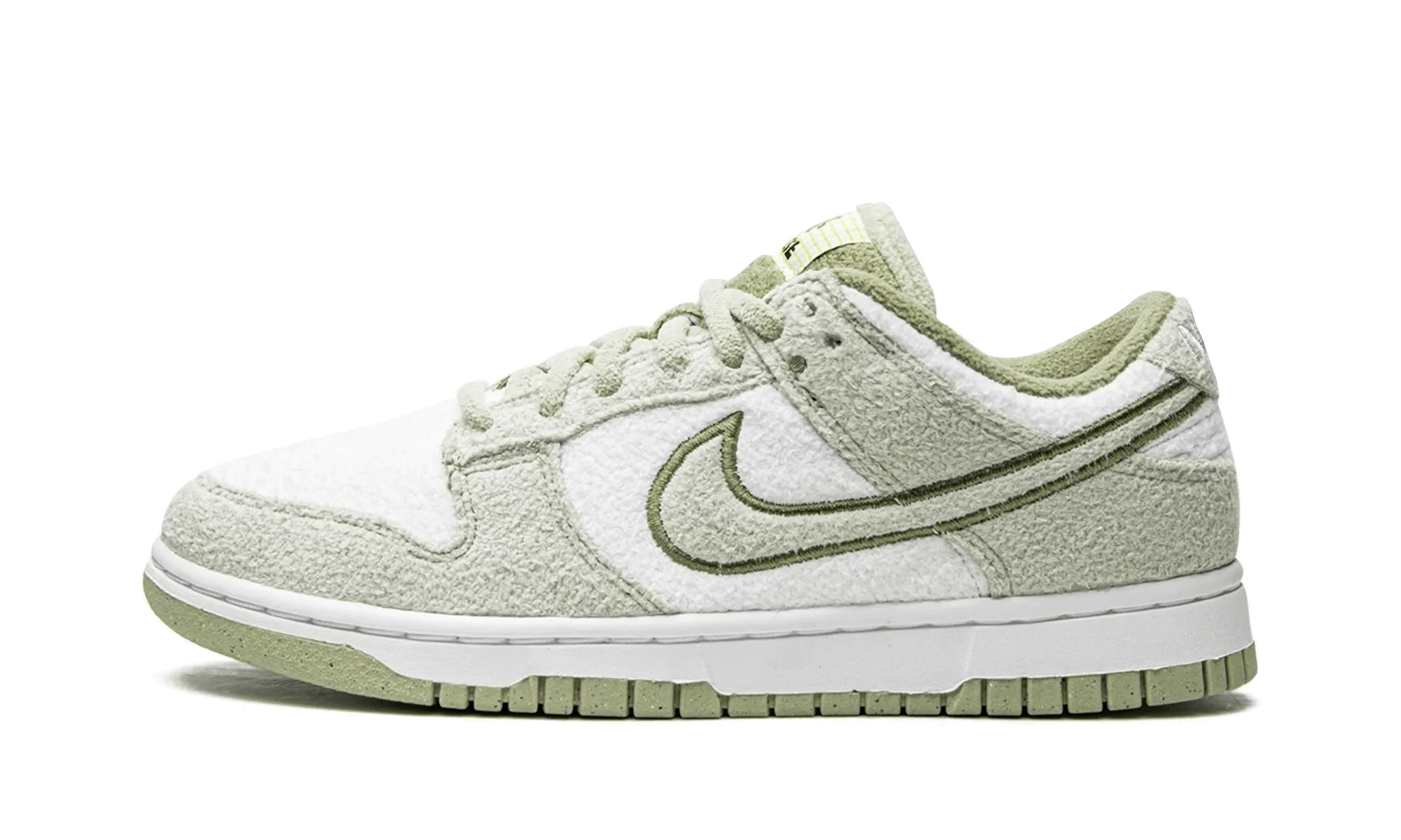 Nike Dunk Low SE Fleece Green