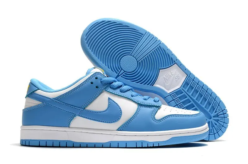 Nike Dunk Low WMNS “Blue”