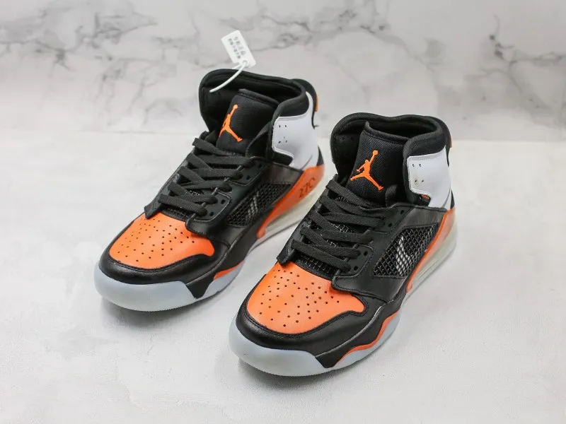 Nike Jordan Mars Modelo 107H