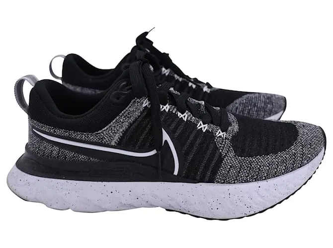 Nike React Infinity Run Flyknit 2 Zapatillas en Sintético Gris 