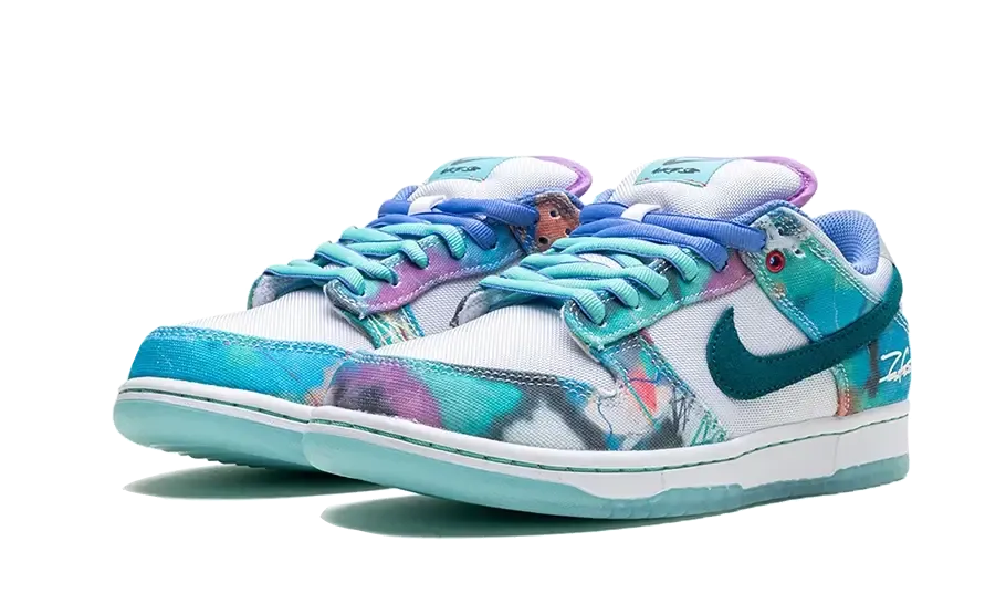 Nike SB Dunk Low Futura Laboratories Bleached Aqua