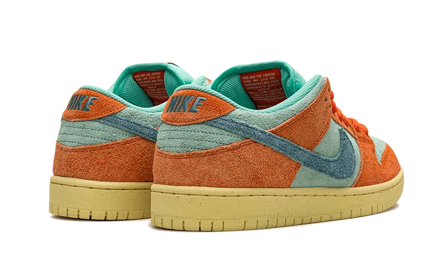 Nike SB Dunk Low Orange Emerald Rise