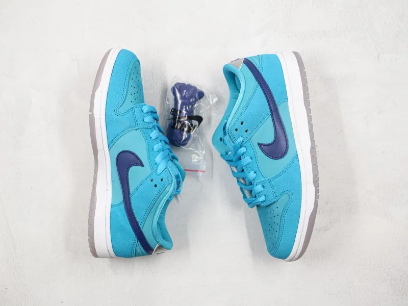 Nike SB Dunk Low Pro Blue Fury Modelo 122H