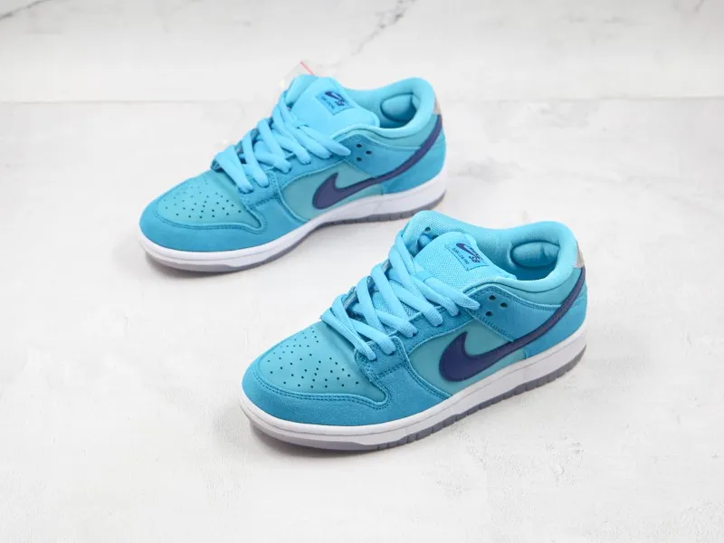 Nike SB Dunk Low Pro Blue Fury Modelo 122H