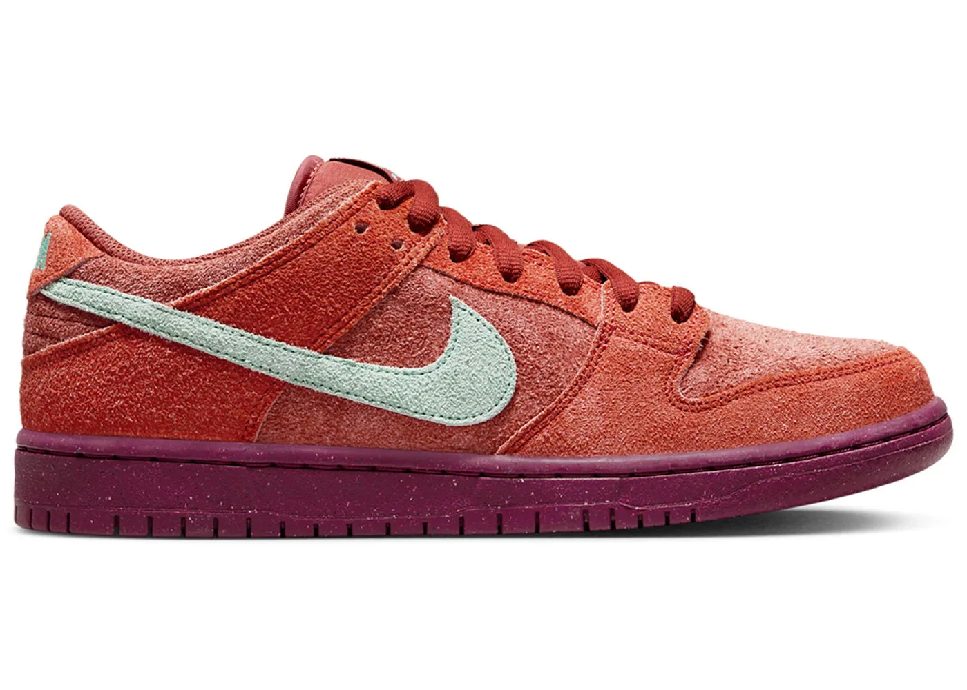 Nike SB Dunk Low "Mystic Red"