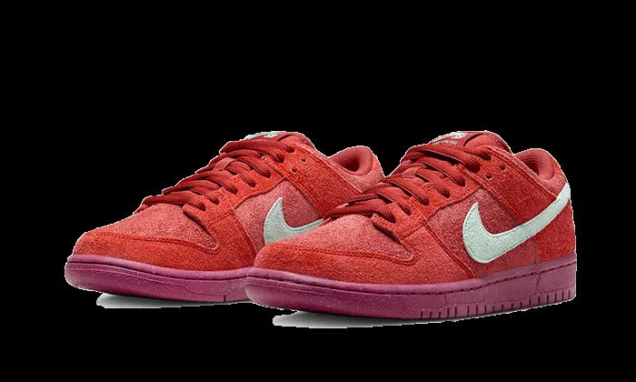 Nike SB Dunk Low "Mystic Red"