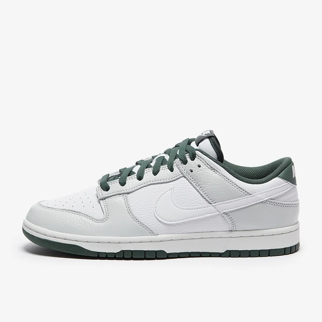 Nike Sportswear Dunk Low Retro SE