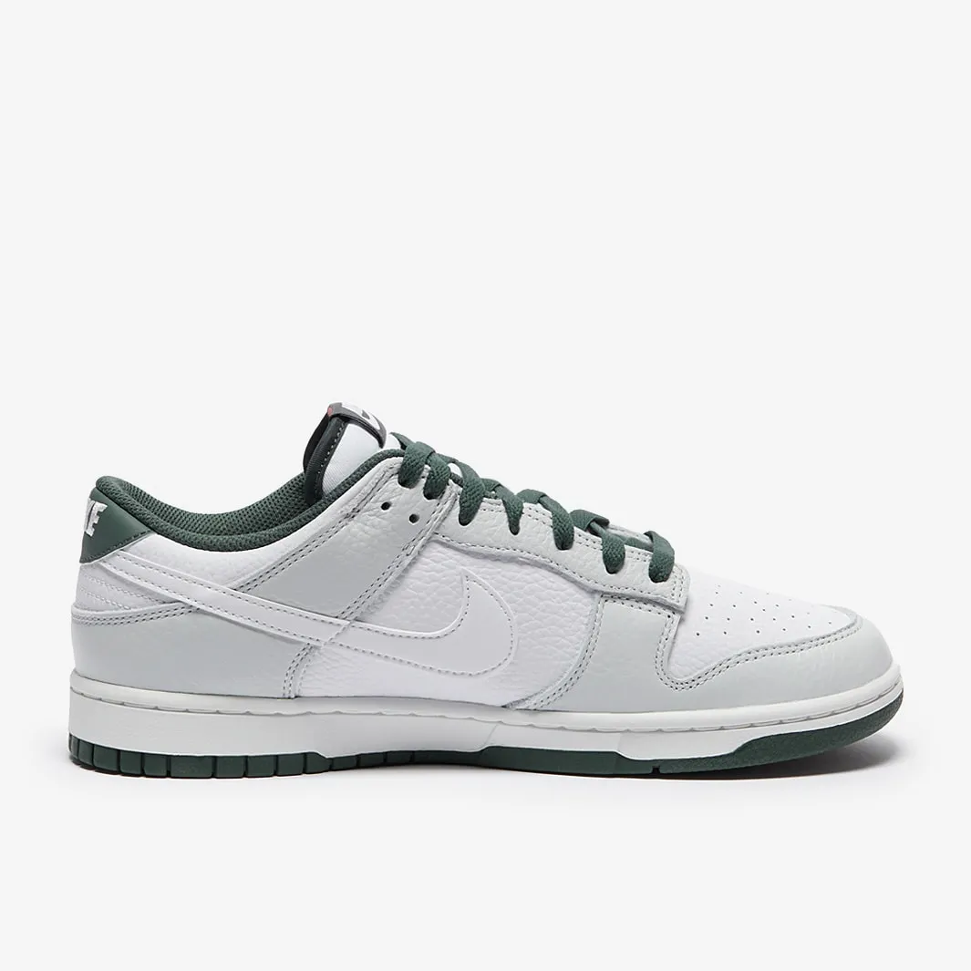 Nike Sportswear Dunk Low Retro SE