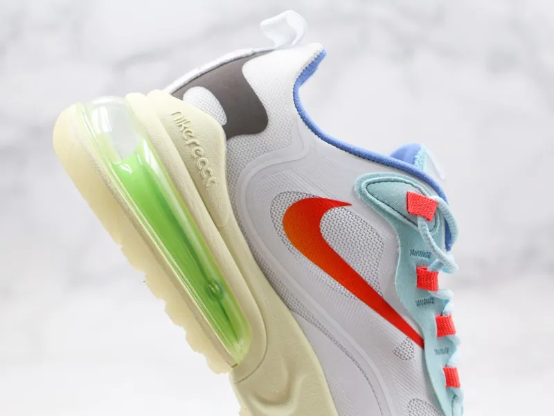 Nike Travis Scott x Nike Air Max 270 React Modelo 107H