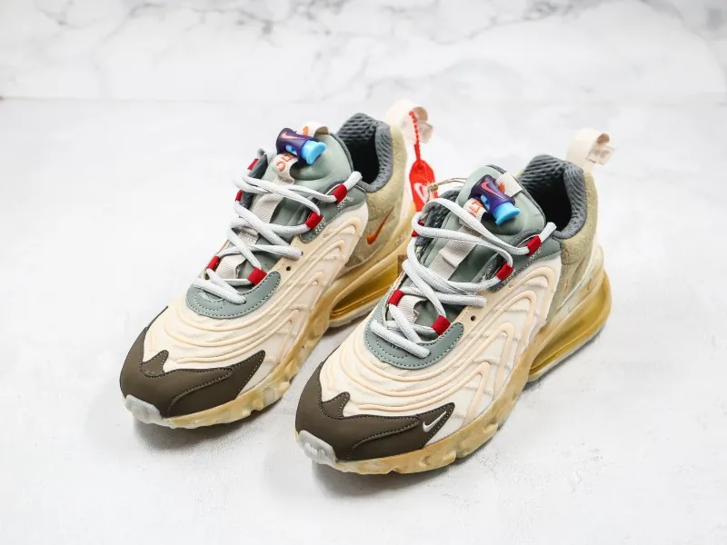 Nike Travis Scott x Nike Air Max 270 React Modelo 108M