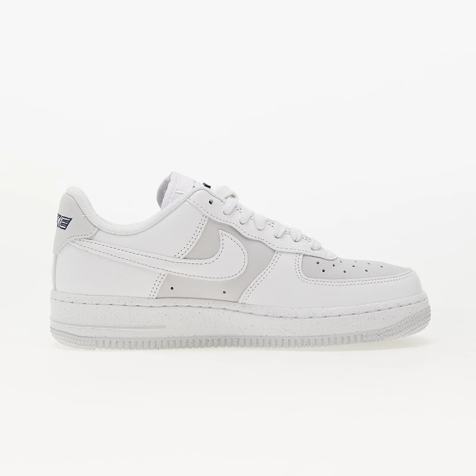 Nike Wmns Air Force 1 '07 LX