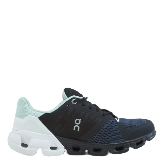 On Cloudflyer Womens Black/white