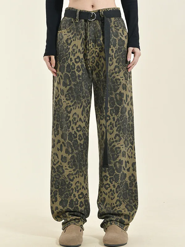 Pantalones cargo con estampado de leopardo