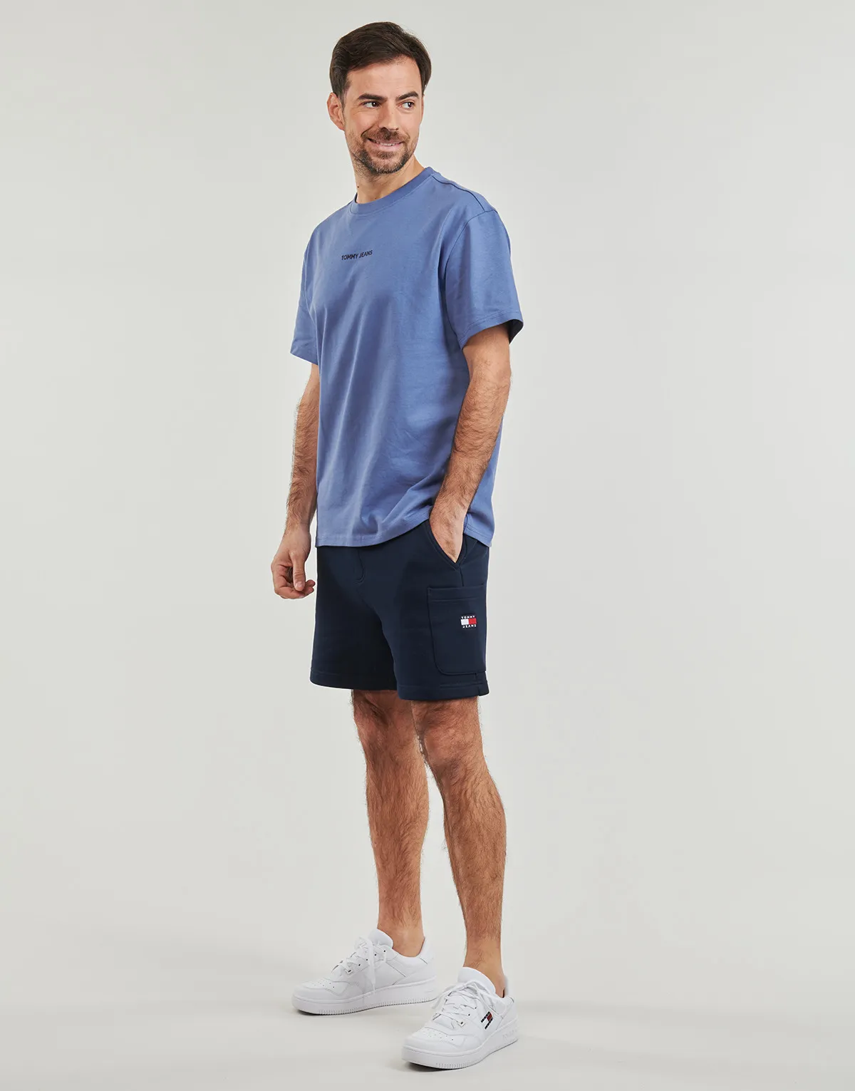 TJM BADGE CARGO SHORT